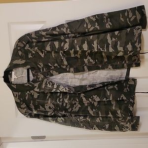 BeachLunchLounge Tulsi Camo-Print Shirt Jacket XL